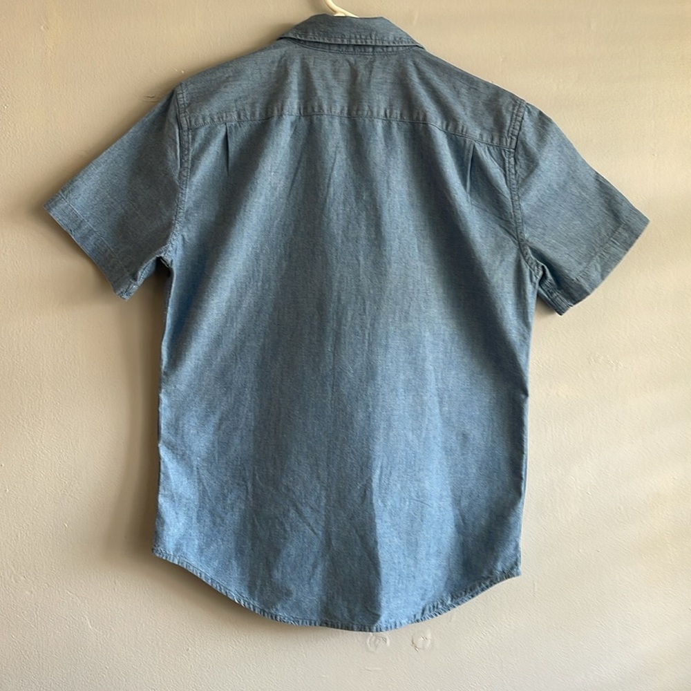 Levi's Casual Light Blue Button Down Shirt - Picture 3 of 6